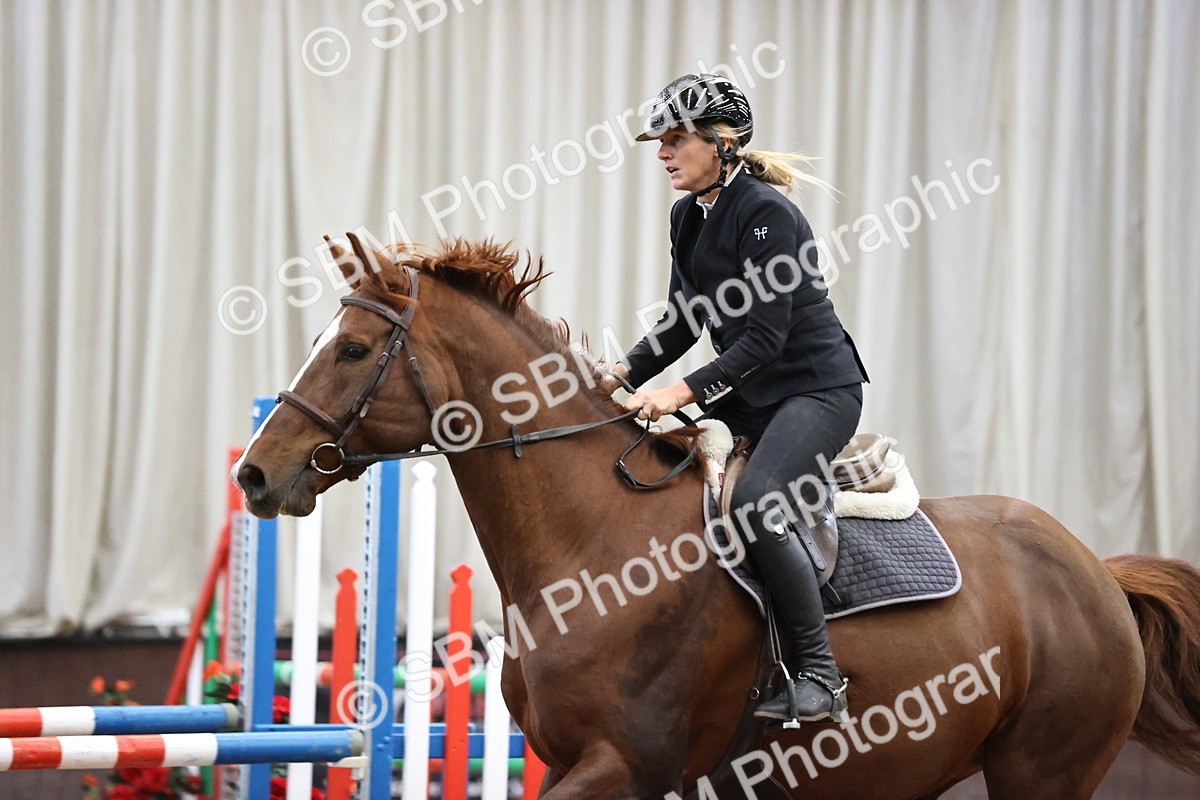 SBM_003555 - Class 11 - Senior Newcomers 1.10m