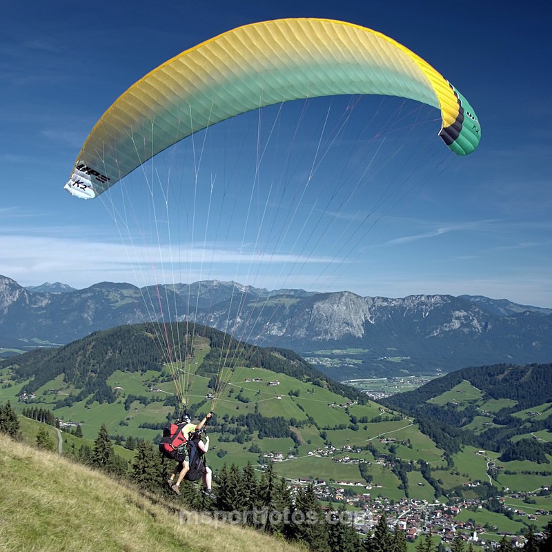 Mittermooser Joch paragliding - Travel, city/land scapes