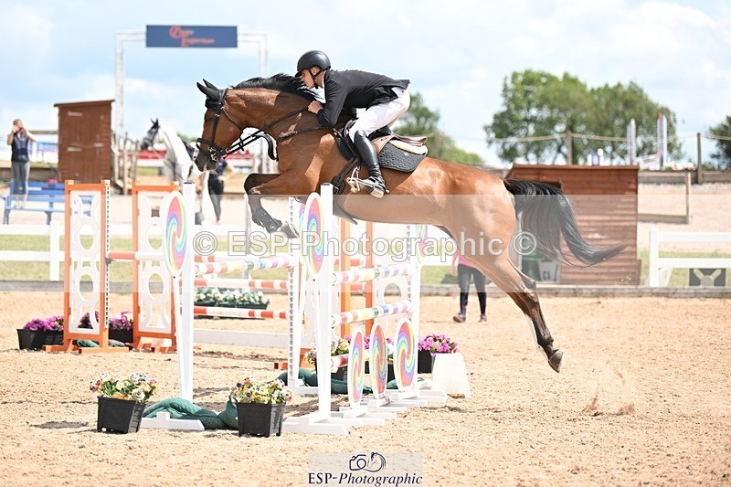 250723-134923-00836 - Cls 4 Newcomers and 1.10m