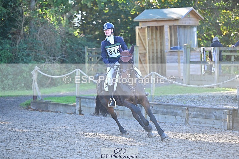 241027-120350-17119 - 316-Abi.Stuart-DUKES.VISION