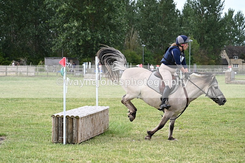 WJ7_4836 - 60cm XC Time 09:58 to 10:16