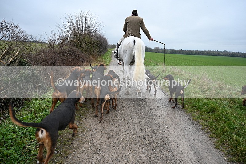 WJ7_9605 - Walk out..