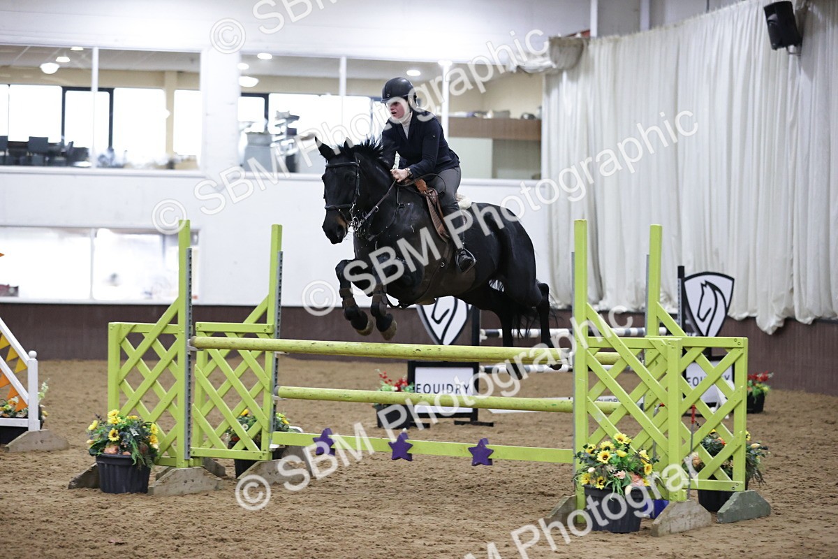 SBM_001335 - Class 4 - Senior Newcomers/ 1.10m Open