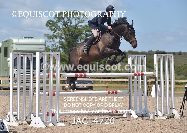JAC_4720 - CLASS 8 National 1.30m Open