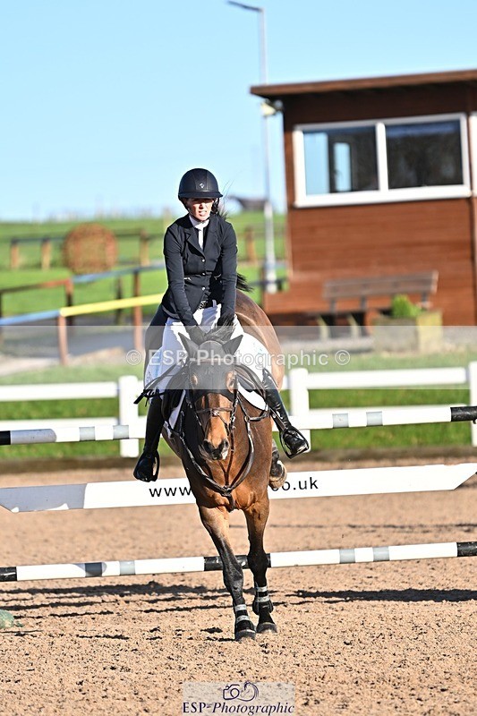 241120X-134751-00611 - Cls 05A&B Snr Fox & 120 Open