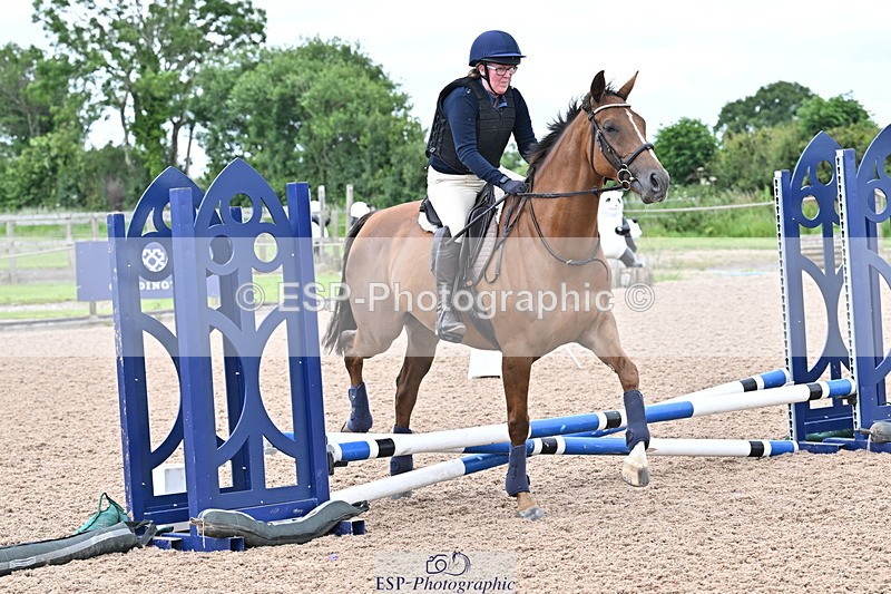 250610A-153421-00014 - Clear Round and 60cm