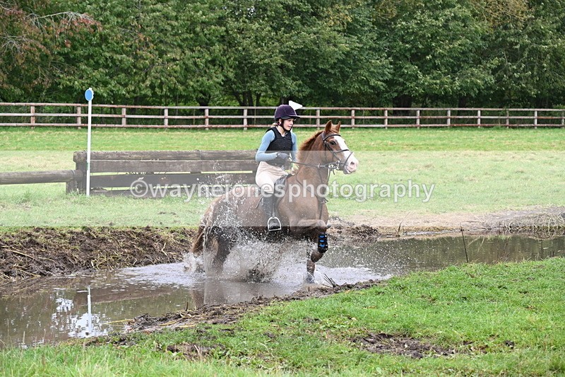 WJ6_6385 - Time at Photographer 12:41 to 13:05