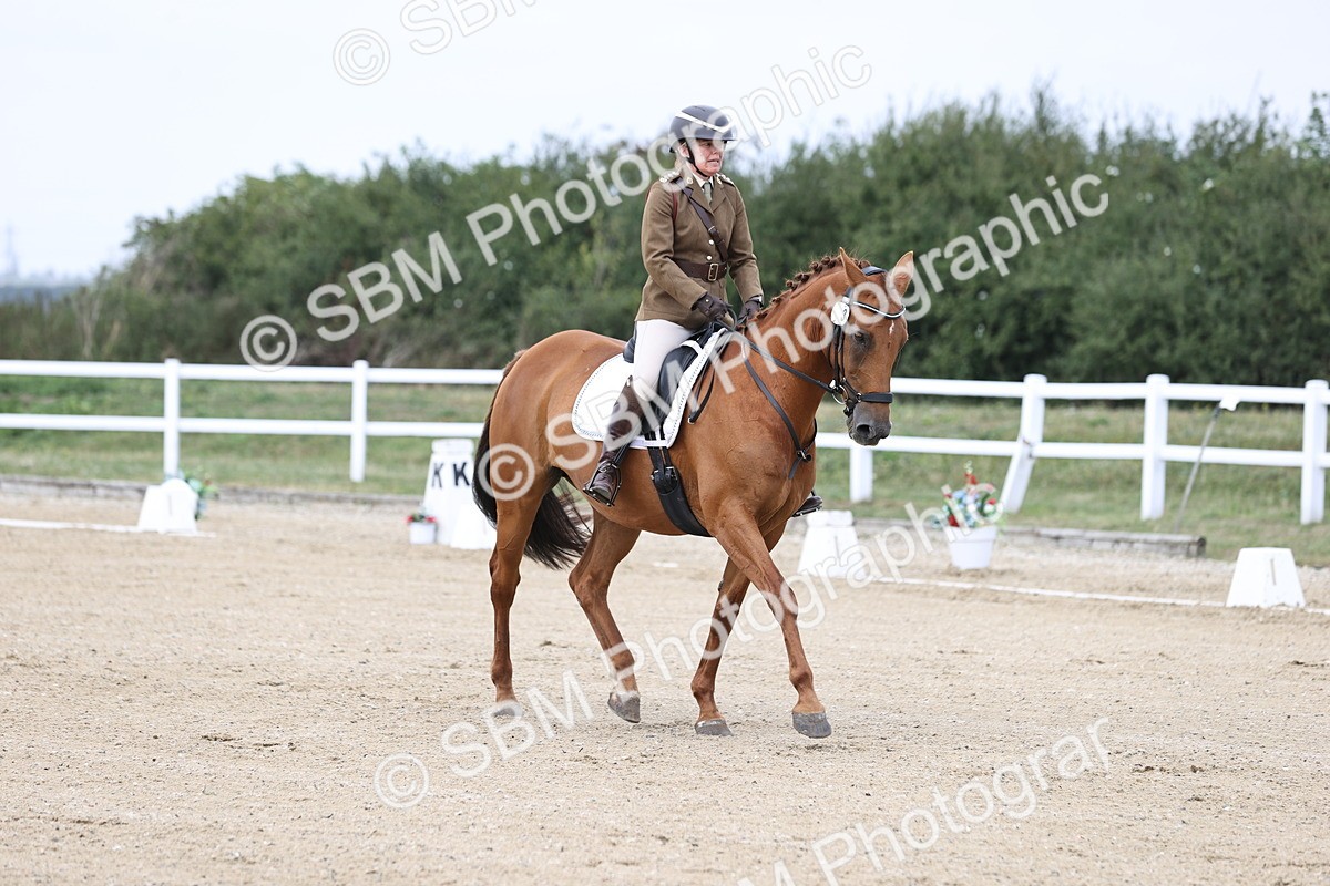 SBM_017420 - Class 14 - Novice 23 - 13.52-14.55