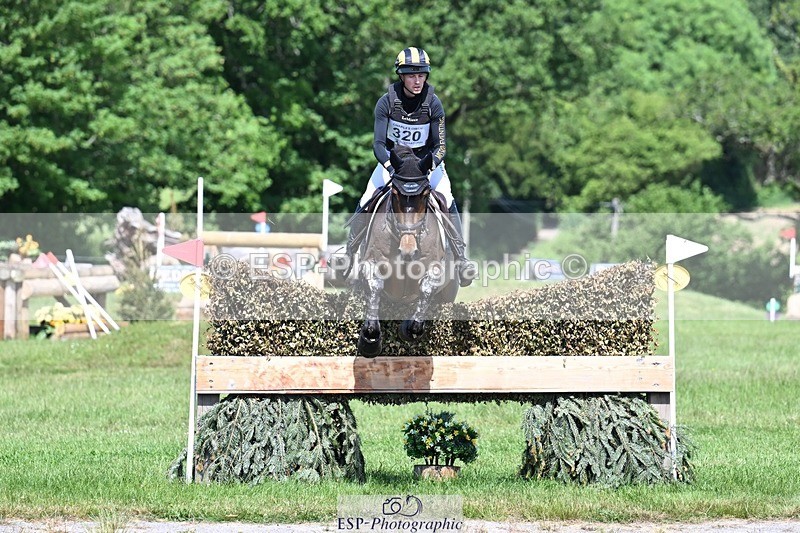 260530A-104805-13200 - C-320-Tom.Rowland