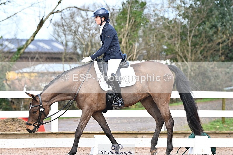 240218A-110707-05812 - 131-Lauren.Burrows-Active.Vogue