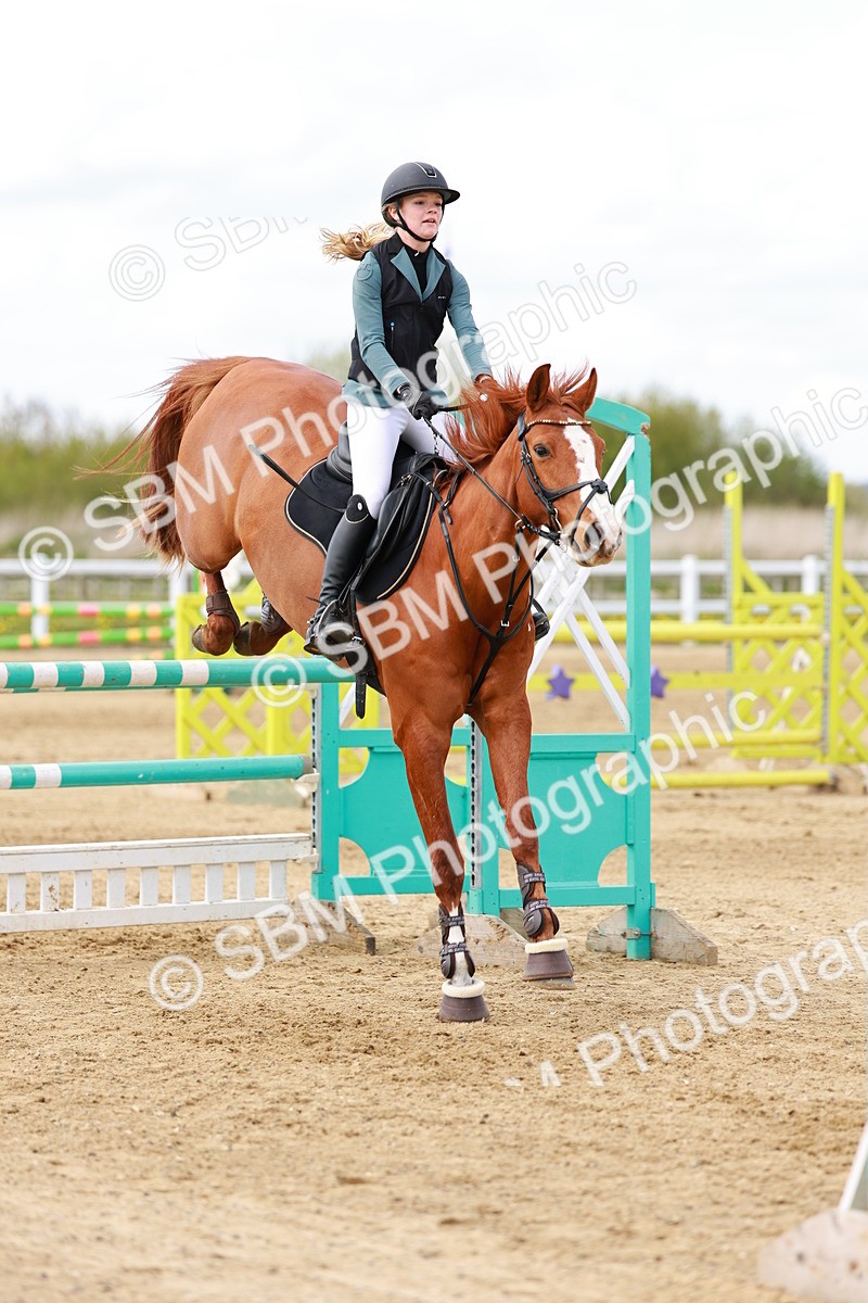 SBM_002100 - Class 4 - Senior Newcomers - 1.10m