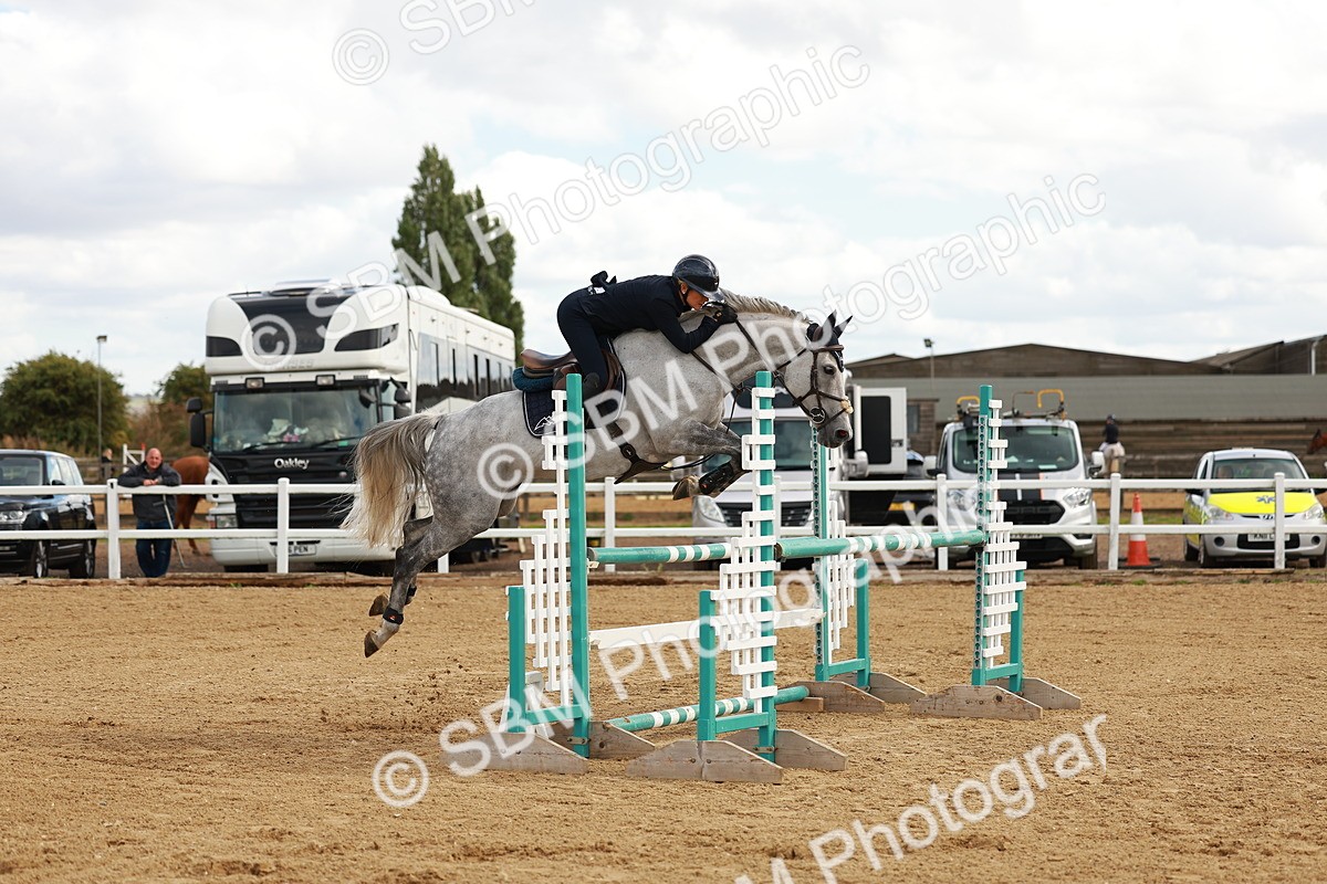 SBM_001337 - Class 4 - Senior Newcomers - 1.10m