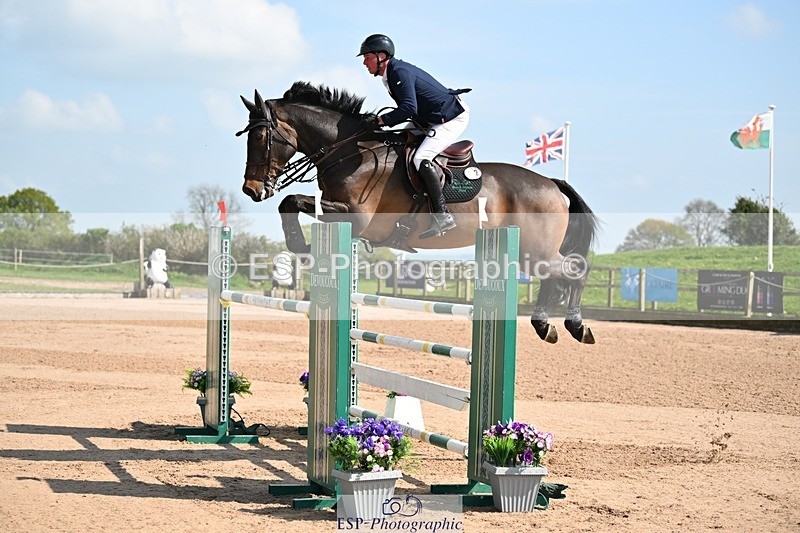 250425-152441-10411 - Cls 22 - 1 Star Gold Tour