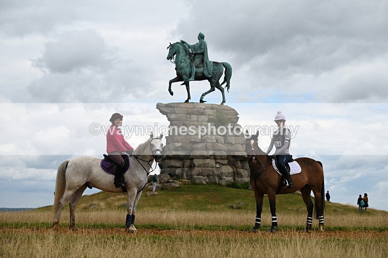 DSC_7218 - Time at Statue 12:45 to 13:15