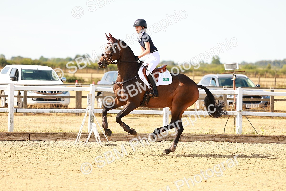 SBM_002566 - Class 9 - Senior British Novice - 90cm