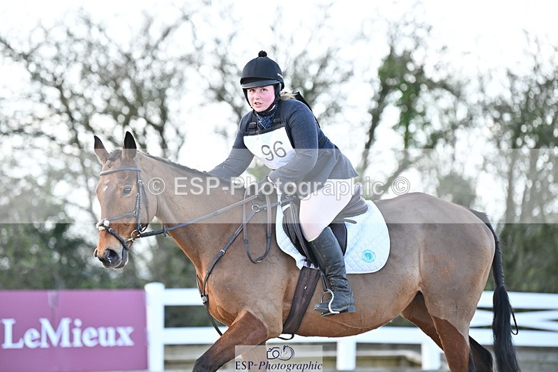 240324A-153252-04514 - Novice 27, 14.30 to 15.25