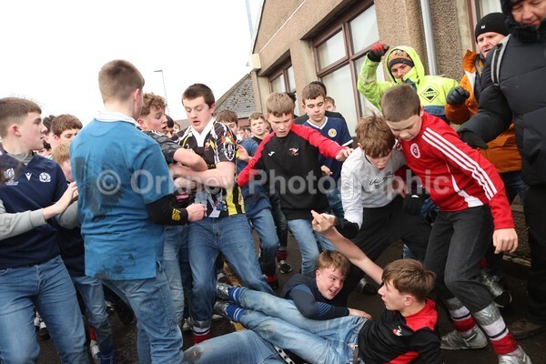 AA076690 - New Years Boys Ba'