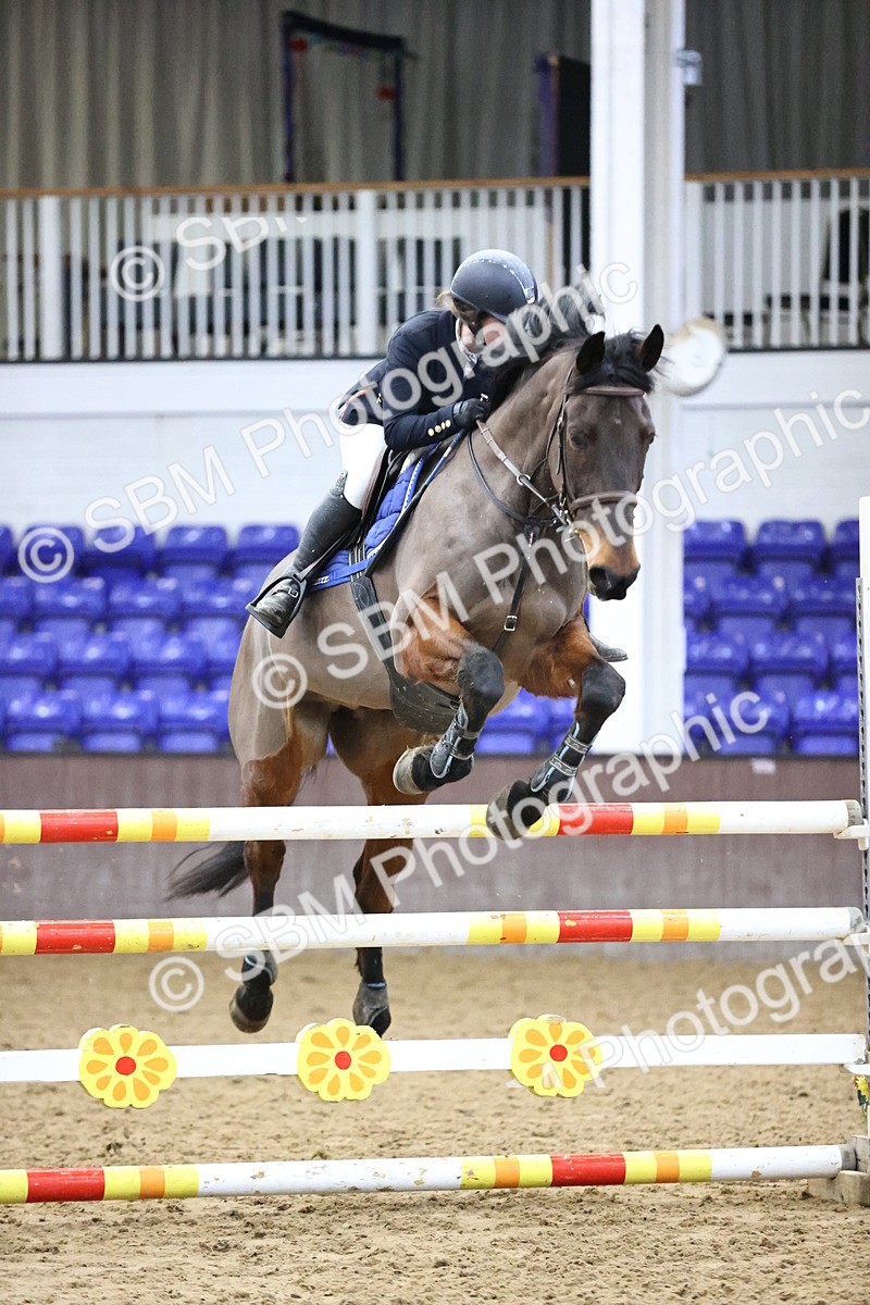 SBM_005620 - Class 17 - Senior Newcomers 1.10m