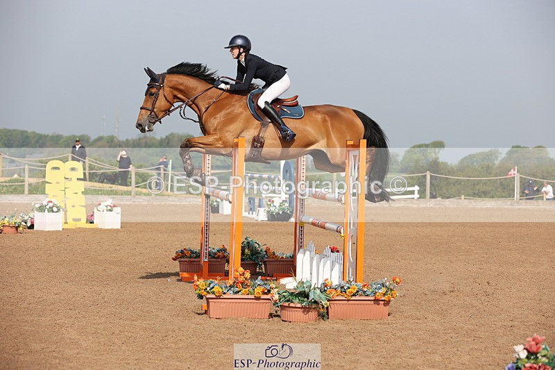 240511A-093057-11109 - Cls 32 Foxhunter