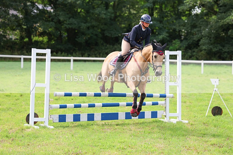 3E7A5579 - Class 2: 70cm Juniors and Seniors