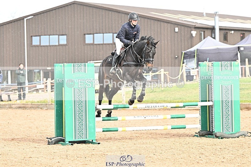 250416-095409-00141 - Cls 1 British Novice and 90cm