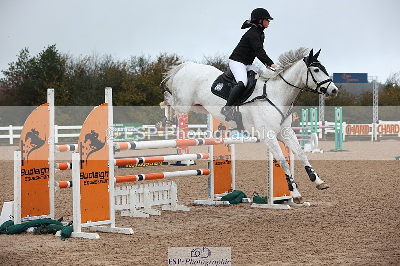 231112A-135231-04700 - Cls 20 Newcomers & 1.10m Open