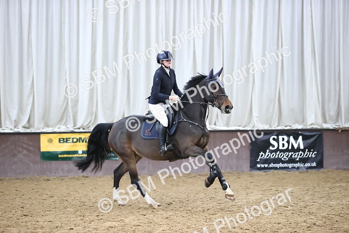 SBM_003375 - Class 11 - Senior Newcomers 1.10m