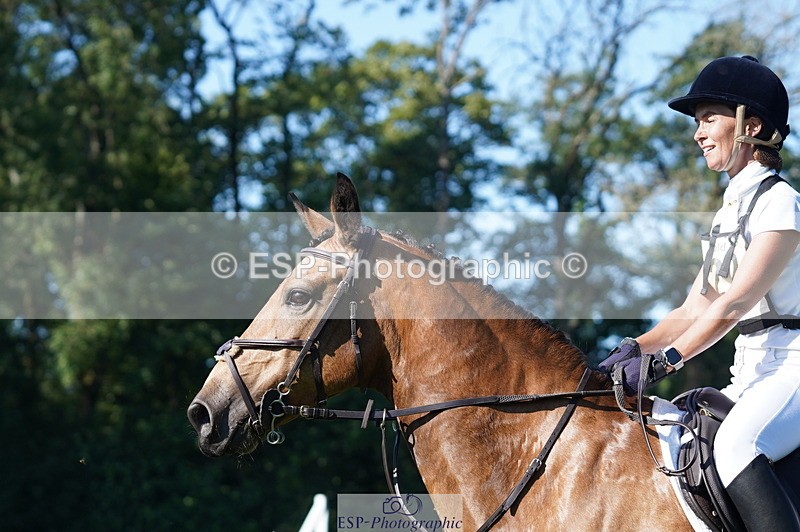 240811A-171042-06560 - 422-