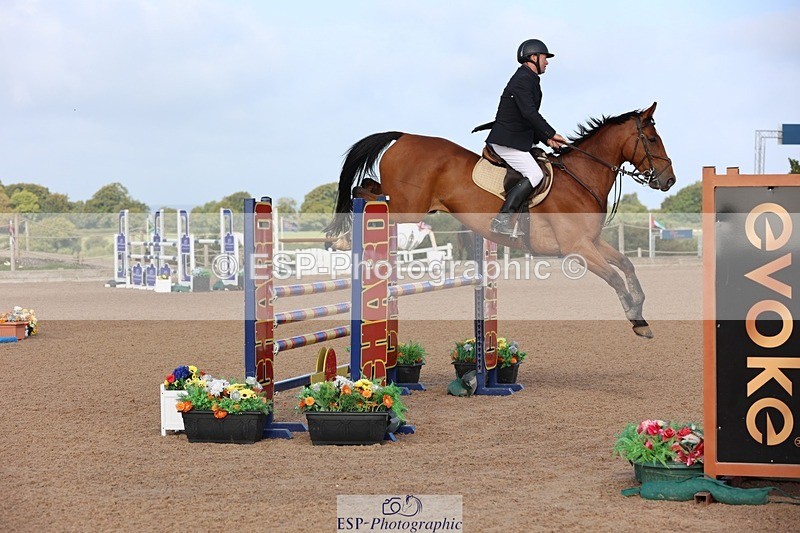 250911-095439-00517 - Cls 1 Snr 1.05 & 1.10m