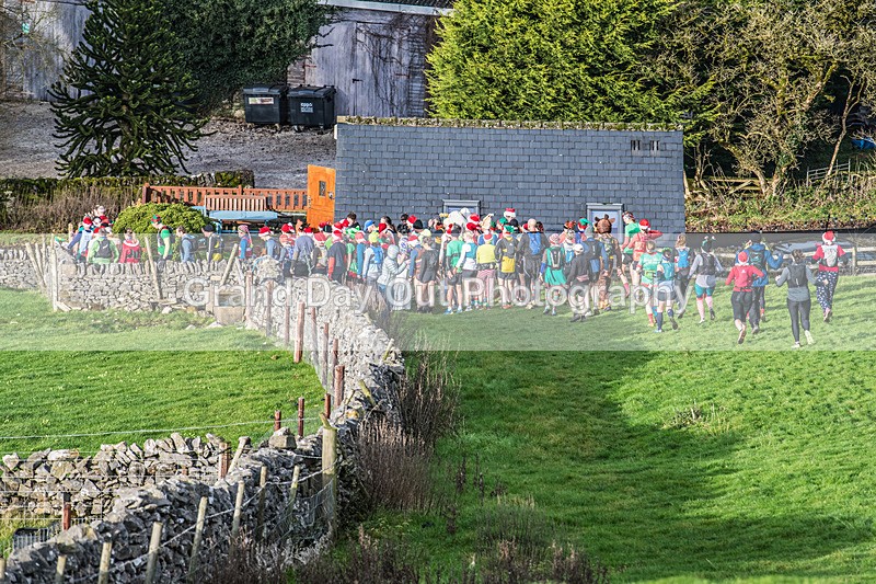 Litton-231 - Litton Christmas Cracker Fell Race (Limestone Series) Sunday 14th December 2025