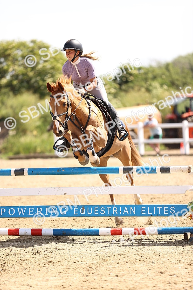 SBM_003858 - Class 9 British Novice/90cm