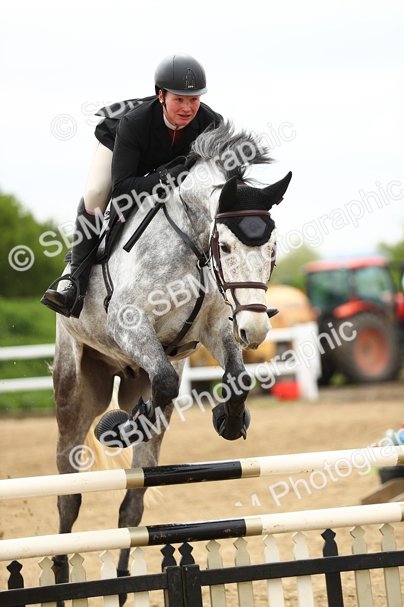 SBM_000579 - Class 2 - Senior British Novice 90cm