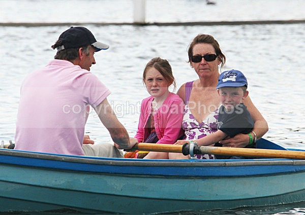 110702 BLUE ROWING BOAT IMG_7085 - HENLEY ROYAL REGATTA JULY 2011