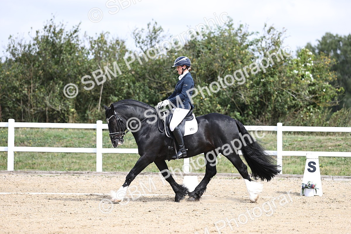 SBM_016707 - Class 14 Novice 23 - 11.53-12.56