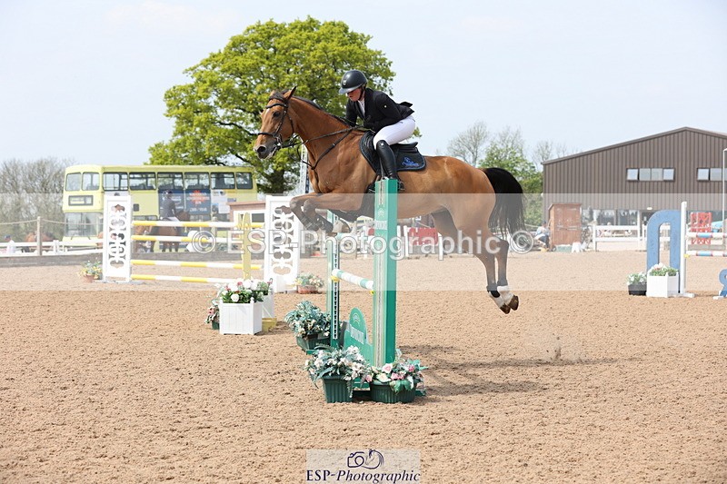 240511A-145103-14446 - Cls 36 National 1.30m Open