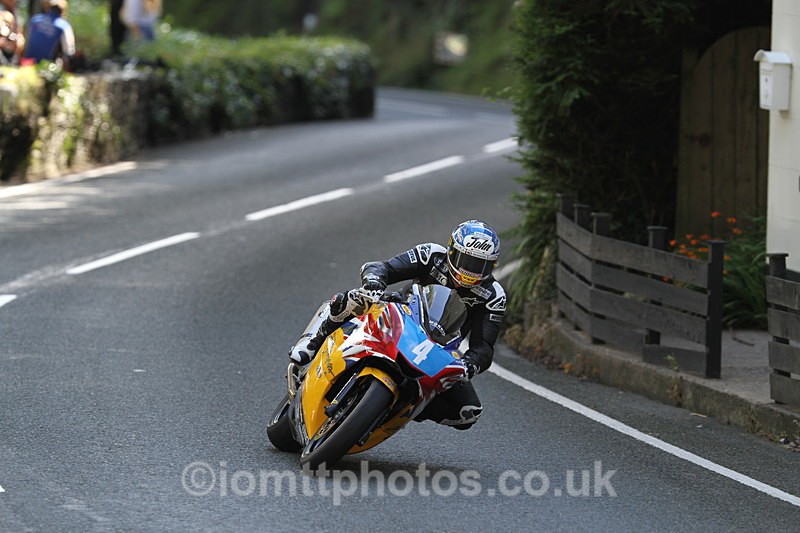 FOM_0866 - Classic TT Lap of honour