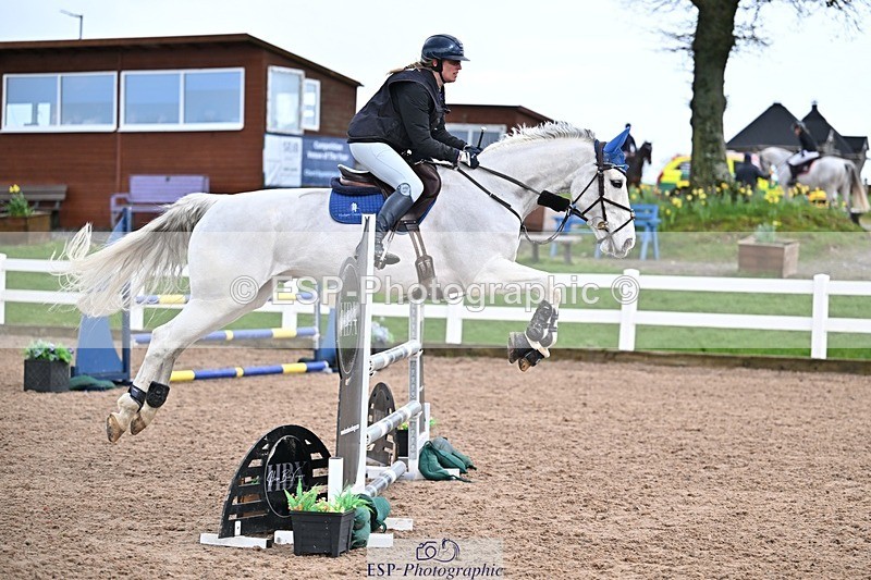 260313-133026-00576 - Cls 10+11 85cm and 95cm Amateur Quali