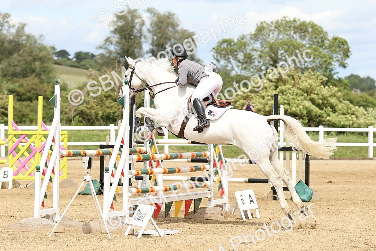 SBM_001125 - Class 4 - Senior Newcomers - 1.10m