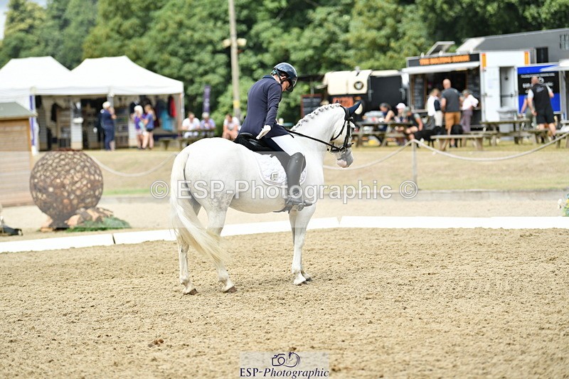 250718A-120916-01355 - 062-Emma.Lomas-Hillgarth.Bombay.Saphire