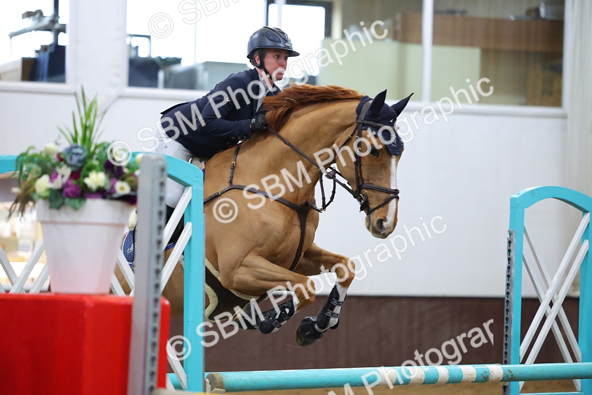 1I0A4960 - Class 9 - Senior Newcomers/ 1.10m Open