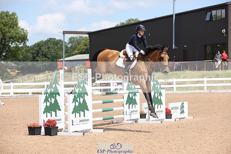 240718A-124600-05229 - Cls 9, 1 Star Bronze Tour 1.10m