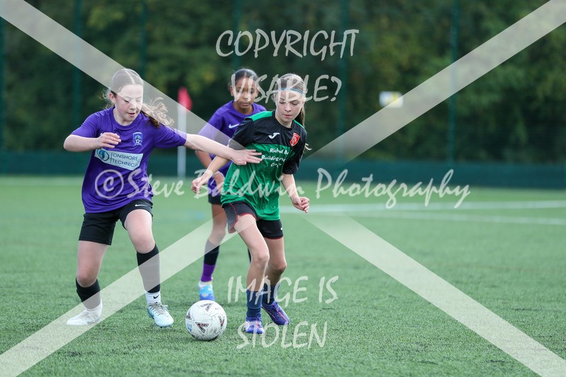 1DX20081 - 2025-09-13 FC Abbey Meads U13 Blue Girls V AFC Corsham U13 Pumas
