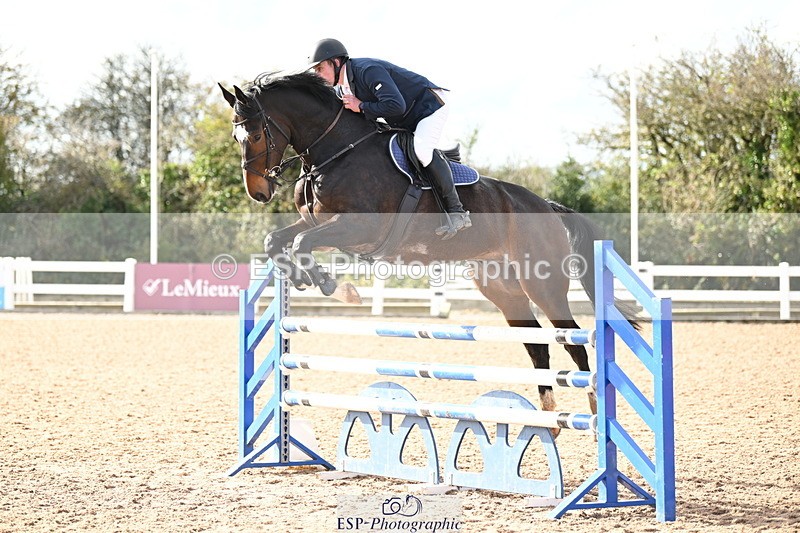 241023A-140757-00971 - Cls 4 Newcomers and 1.10m Open