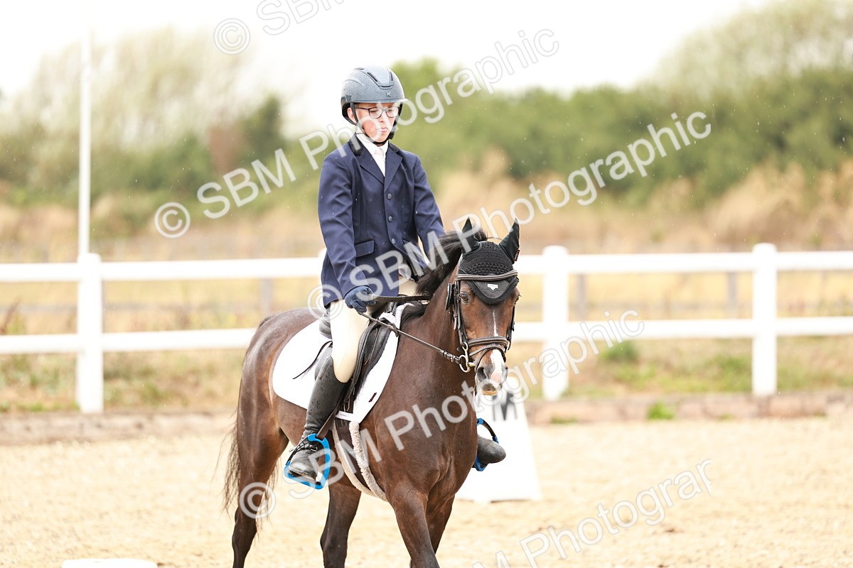 SBM_000035 - Class 1 - Intro 2 Warm Up 9.00-9.35
