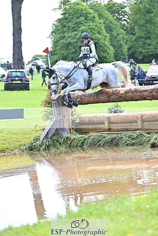 240526-111150-20422 - 416-CRISTAL_FONTAINE-Kitty_King