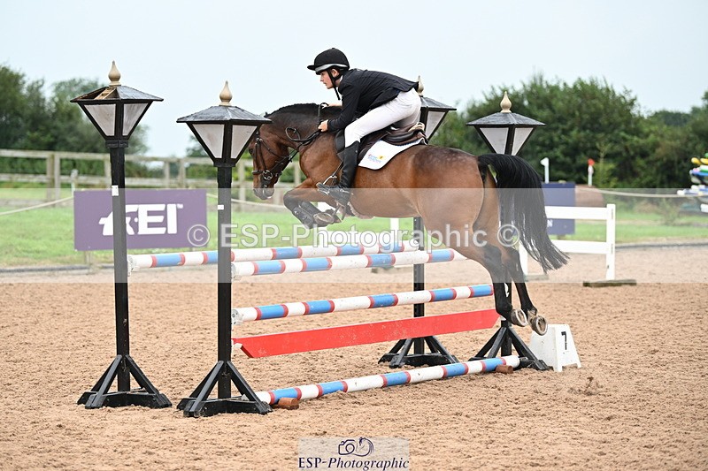 240907A-143348-02379 - Cls 4 Pony Big Team 95cm & 1.05m