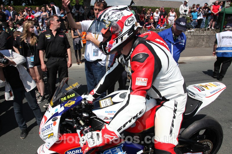 IMG_0641 - Senior TT - Start Line