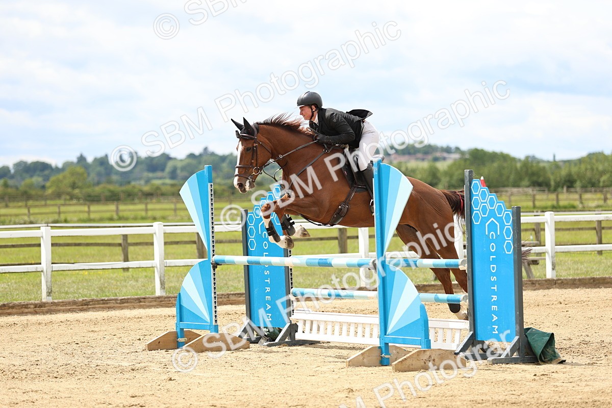 SBM_000832 - Class 3 - Senior Discovery - 1.00m