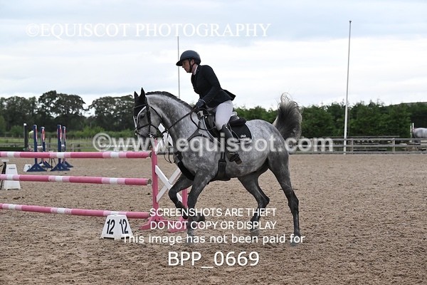 BPP_0669 - CLASS 8 Senior Newcomers/ 1.10m Open
