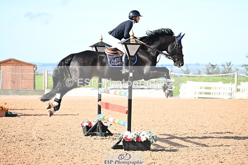 240913A-101710-03448 - Cls 13 Snr 1.05m & 1.10m Open